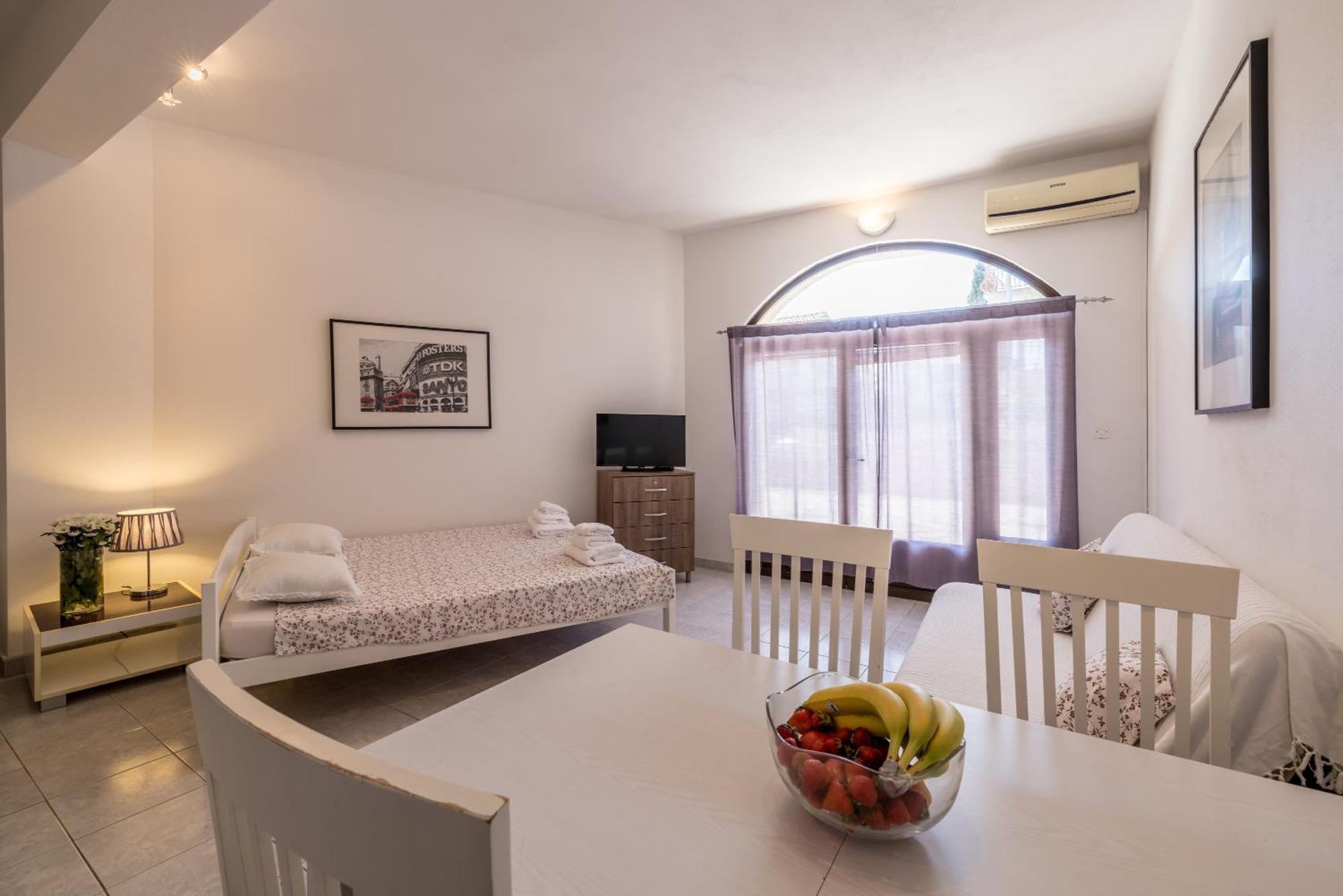 Holiday Home Krishto Trogir Eksteriør billede