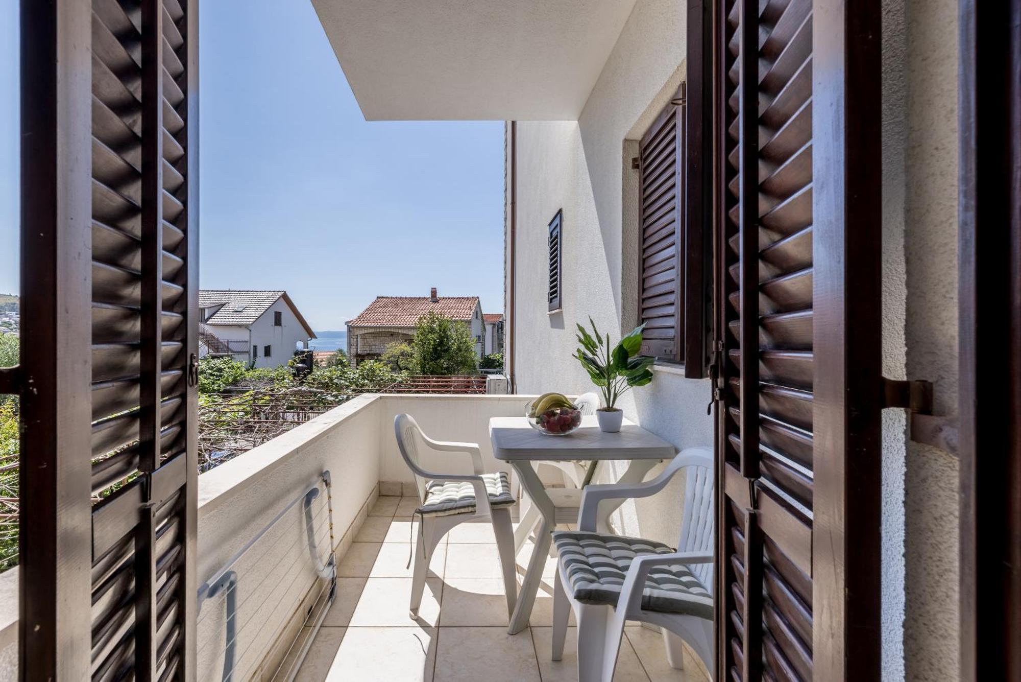 Holiday Home Krishto Trogir Eksteriør billede