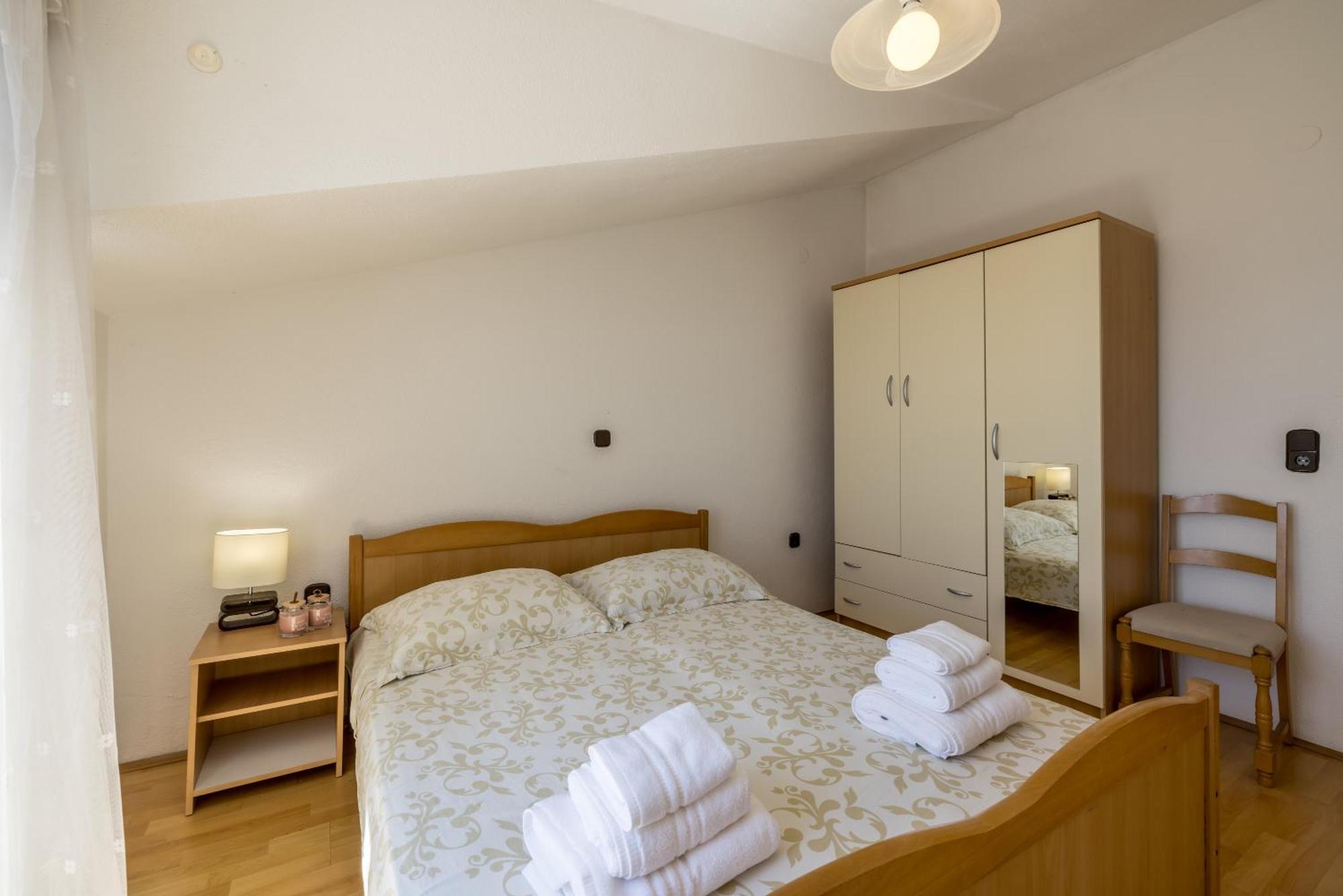 Holiday Home Krishto Trogir Eksteriør billede