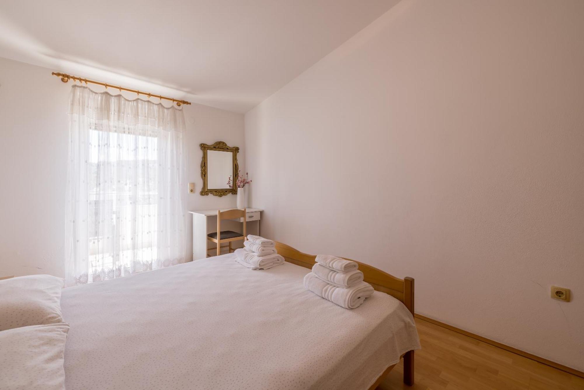 Holiday Home Krishto Trogir Eksteriør billede