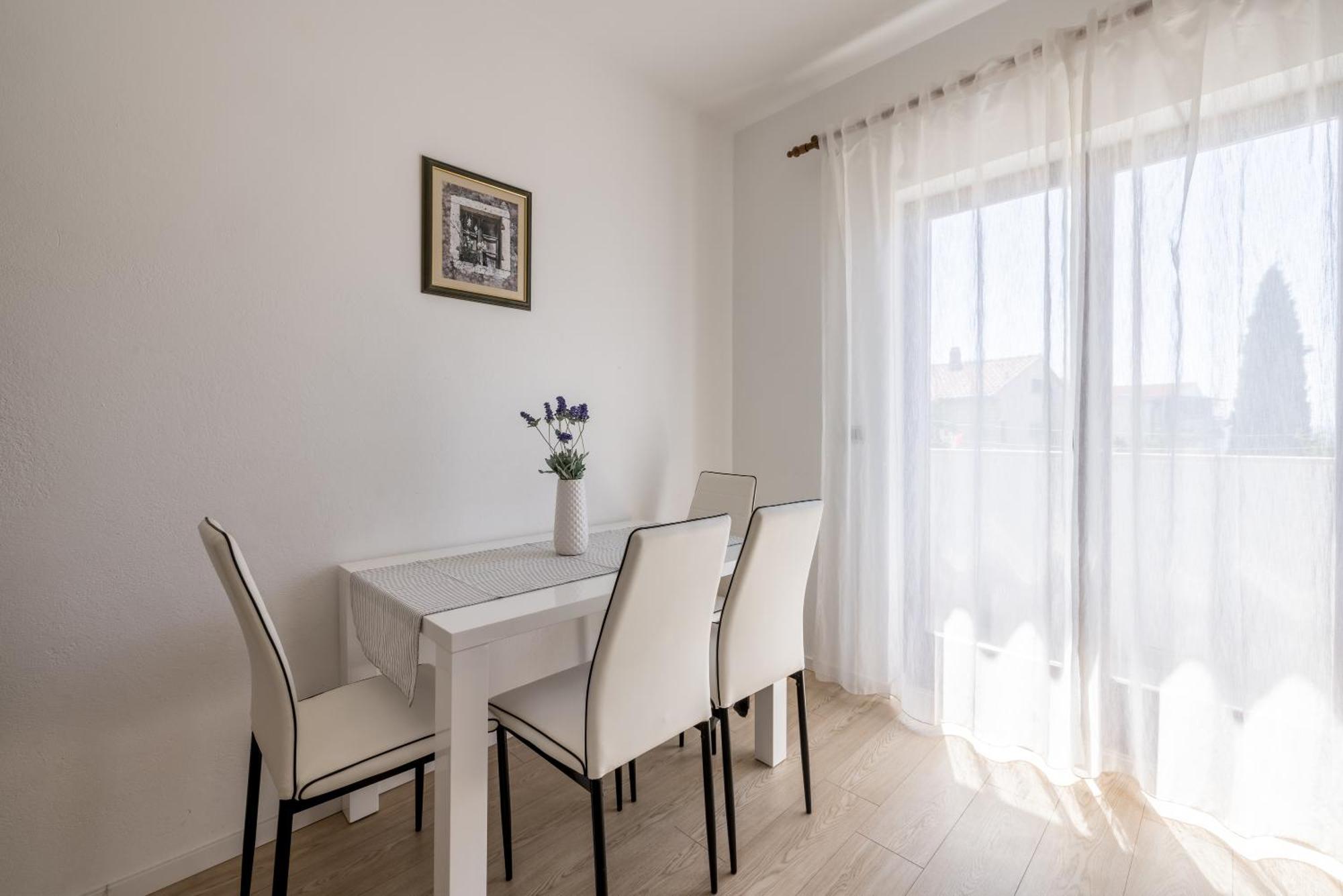 Holiday Home Krishto Trogir Eksteriør billede
